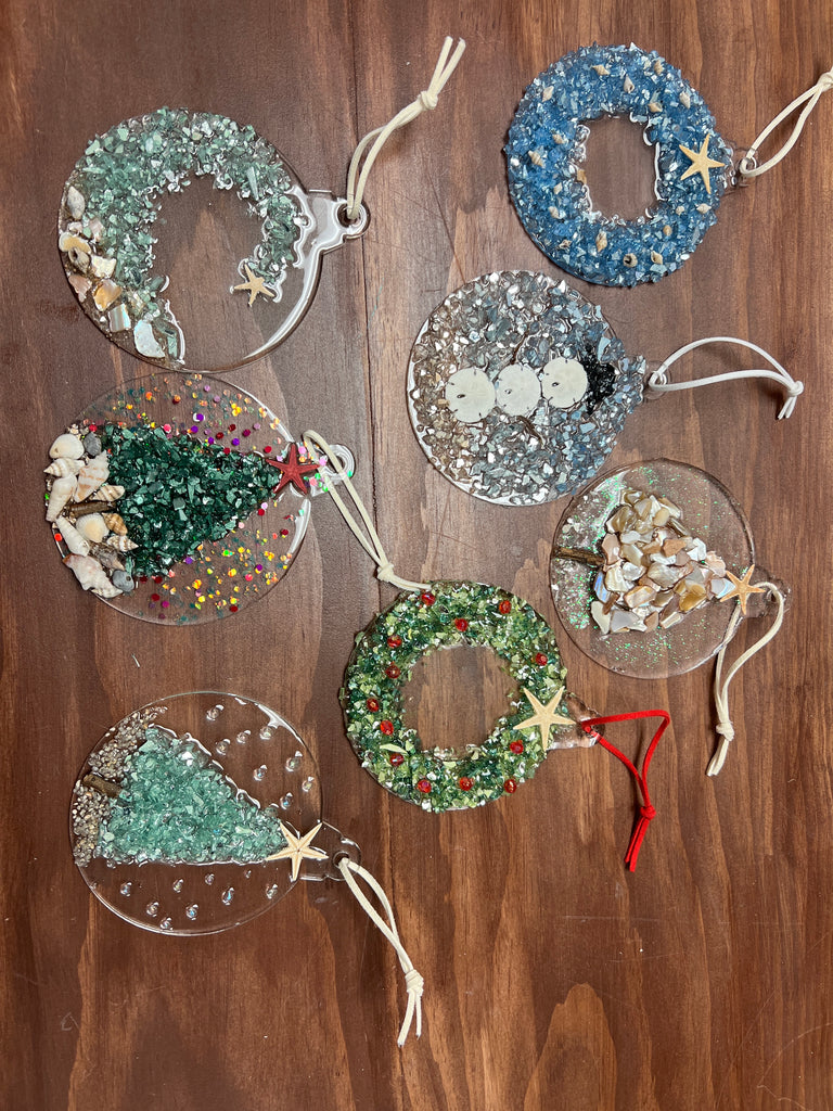 11/10/24 10:30am Crushed Glass Ornaments, Snow Globes & Trees